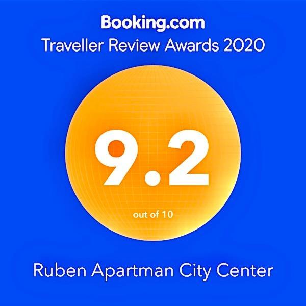 Ruben Apartman City Center Debrecen Kültér fotó